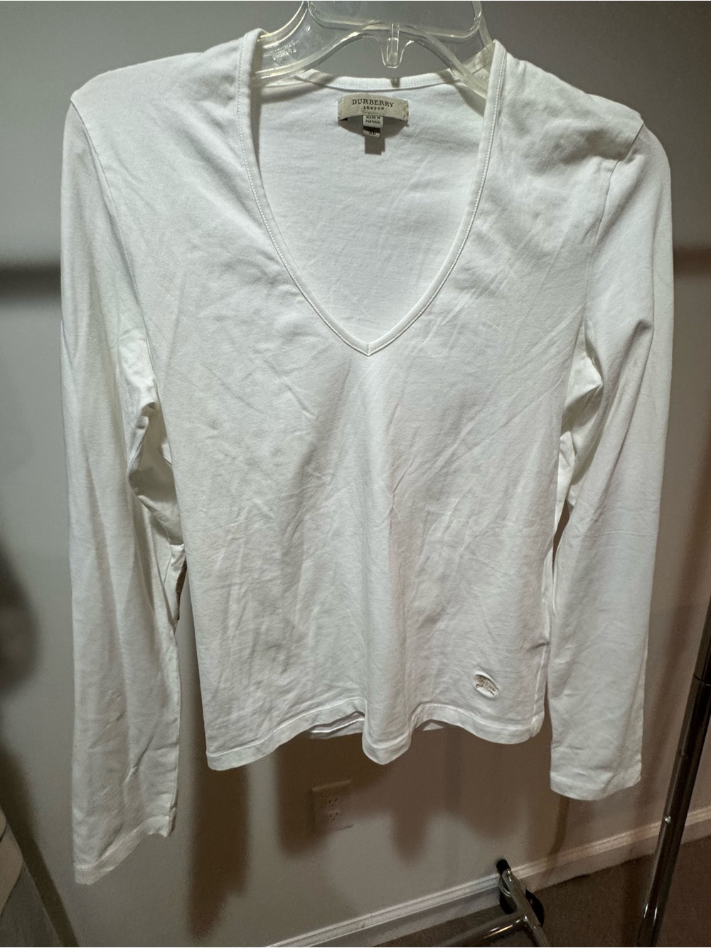 Burberry White V-Neck Long Sleeve Tee